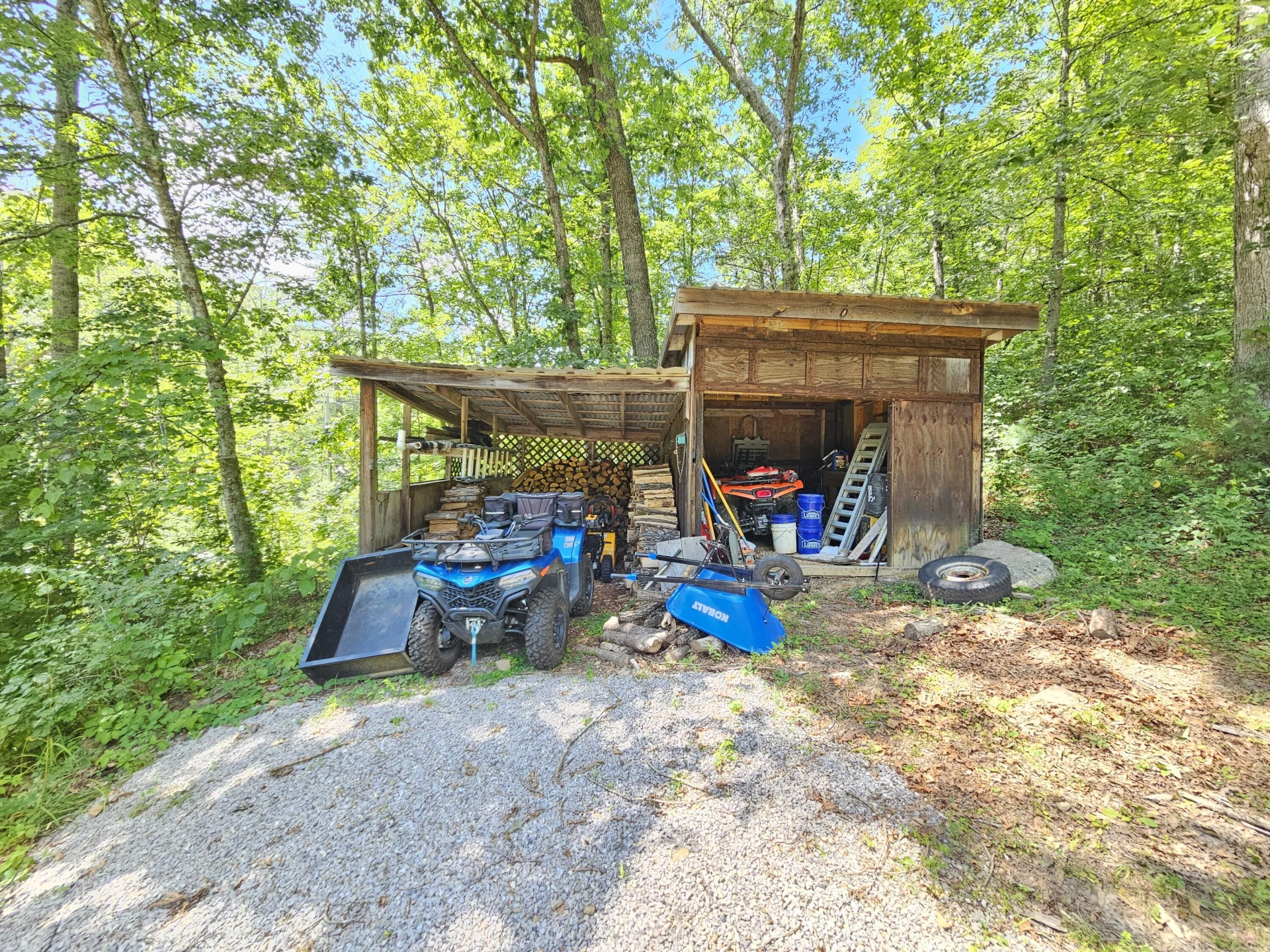 5283 Peaceful Valley RD - Photo 24