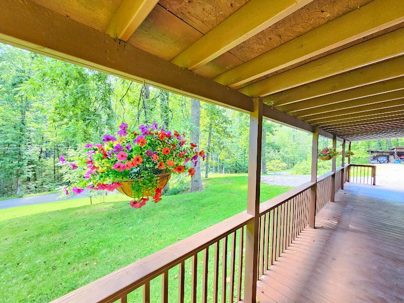 5283 Peaceful Valley RD - Photo 4
