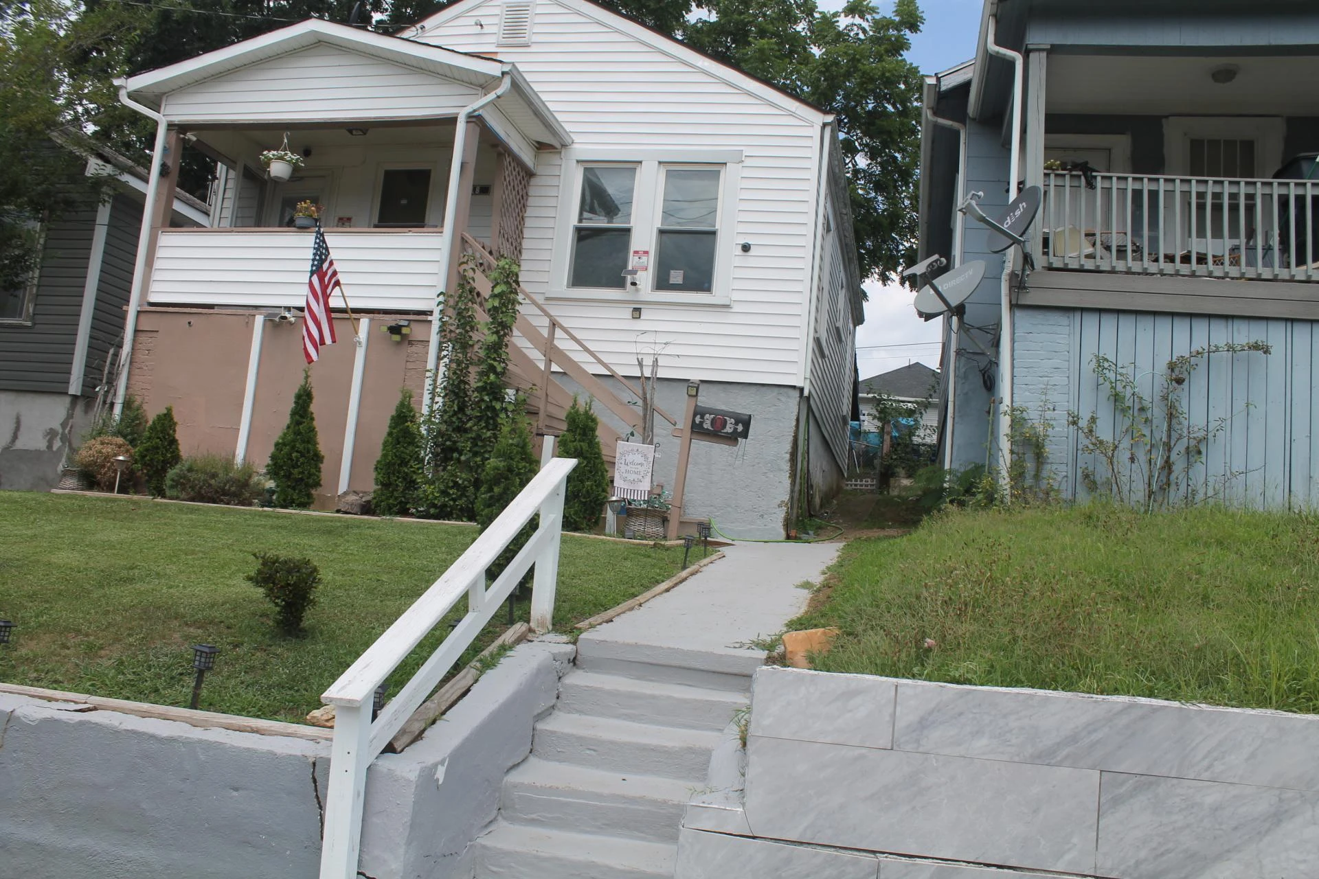 1318 Dale AVE SE - Photo 4