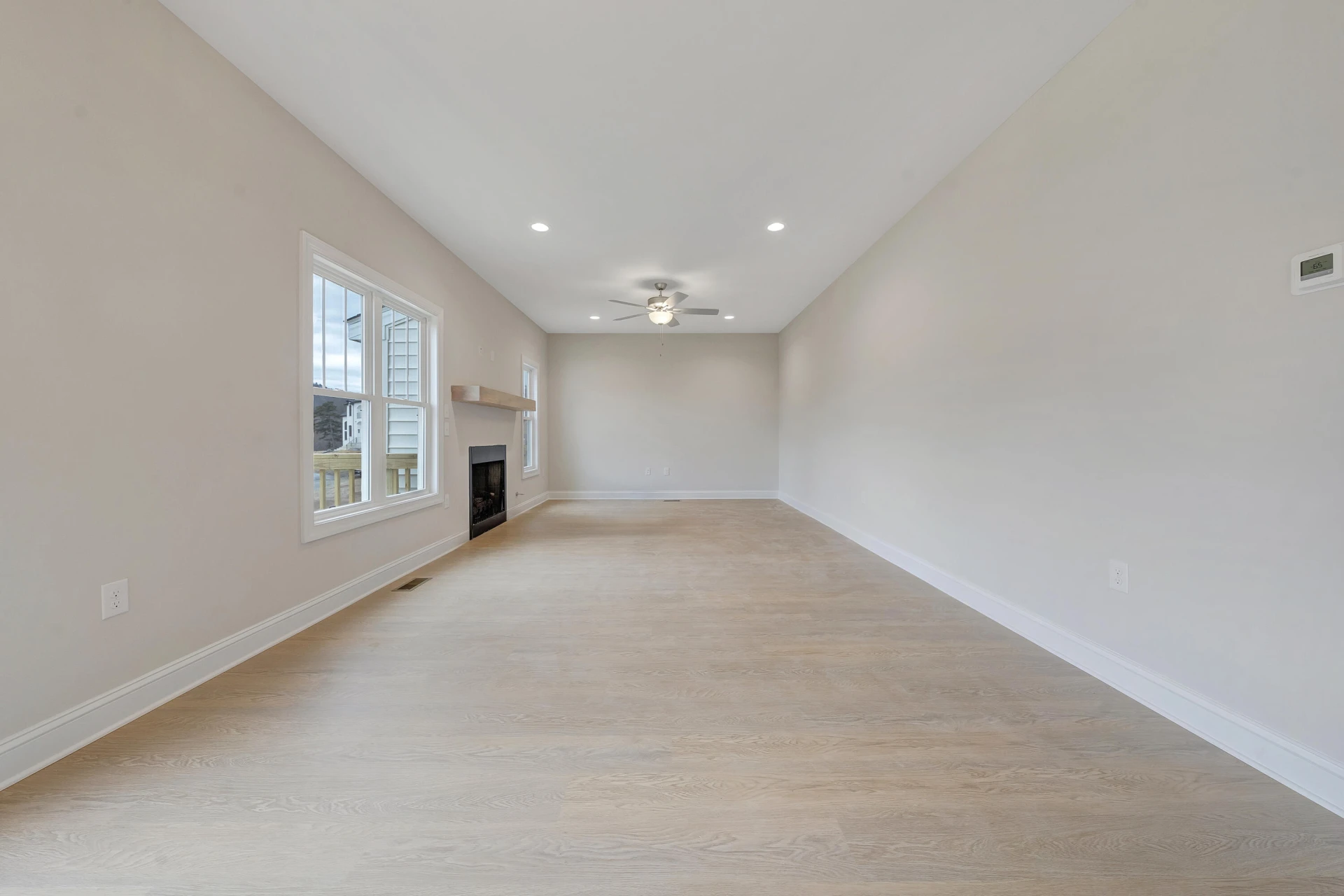 5377 Latah ST - Photo 4