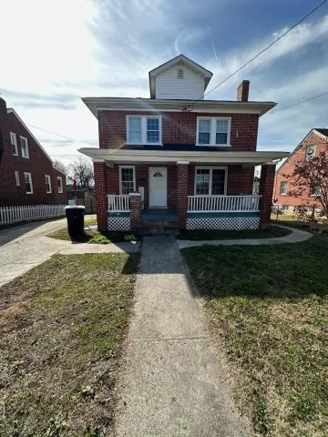 3132 Courtland RD NW