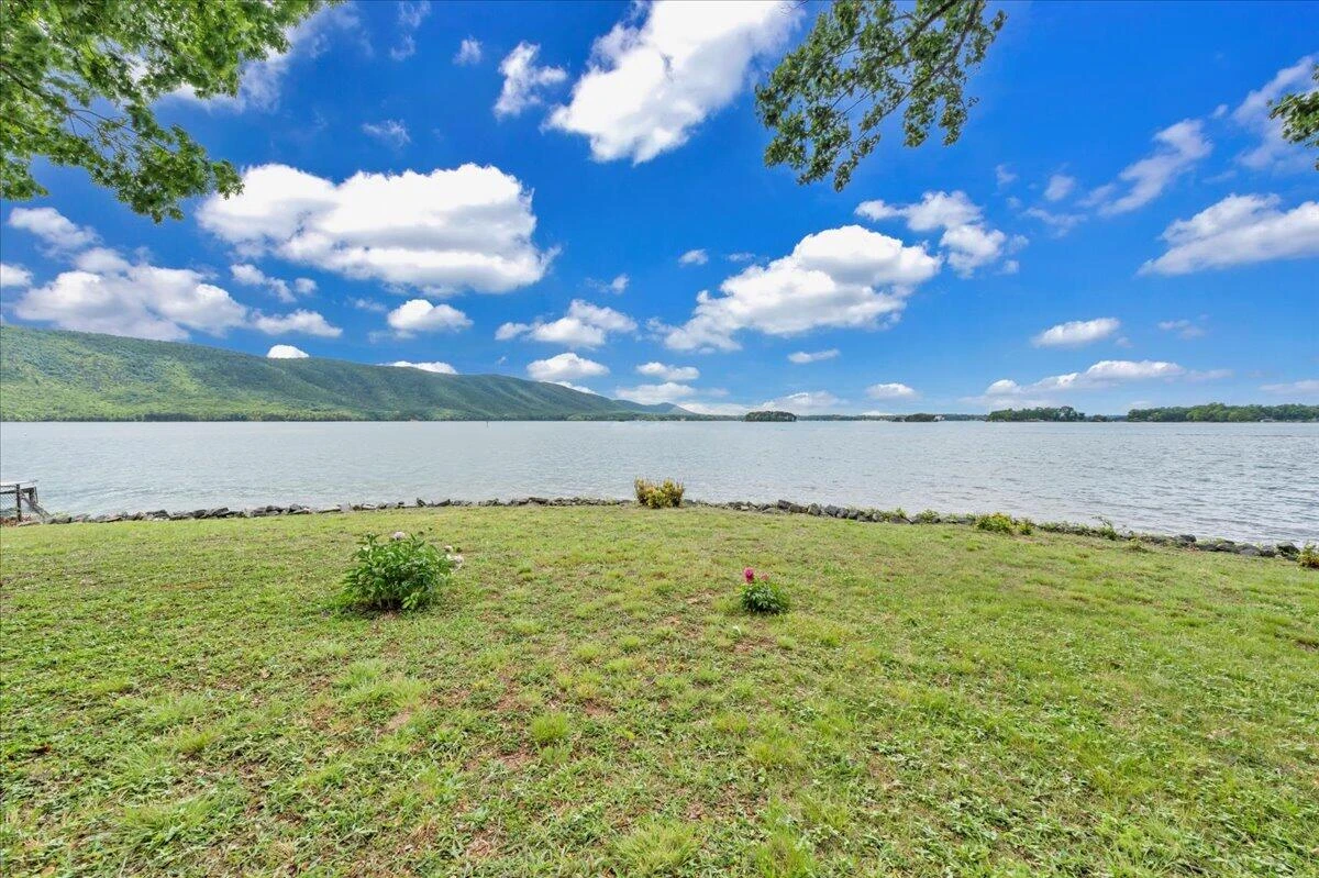 230 Lee DR - Photo 112