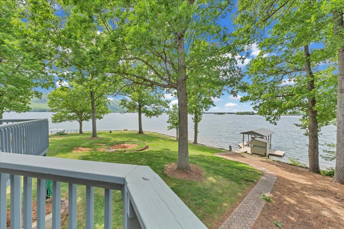 230 Lee DR - Photo 122