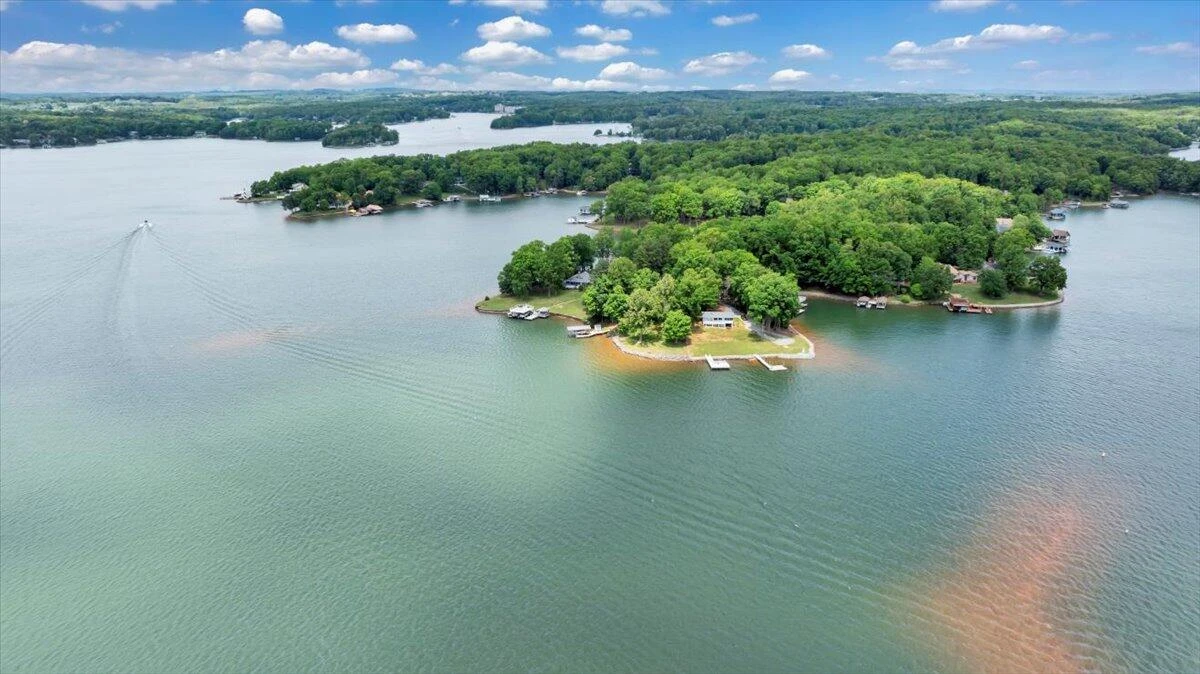 230 Lee DR - Photo 143