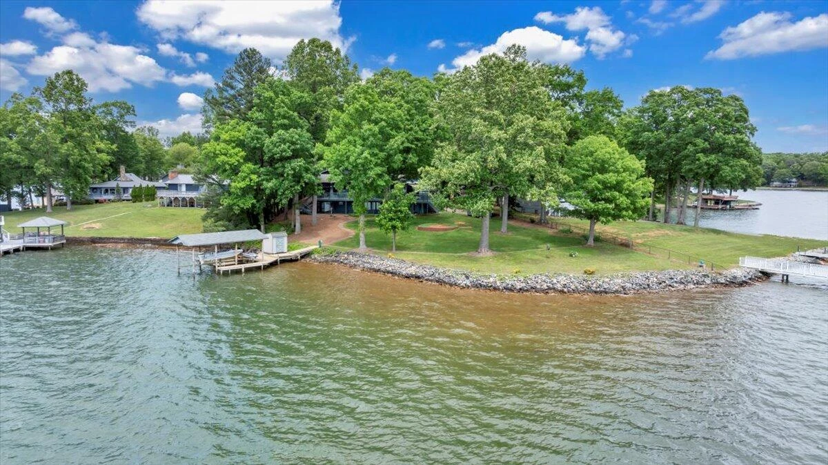 230 Lee DR - Photo 155