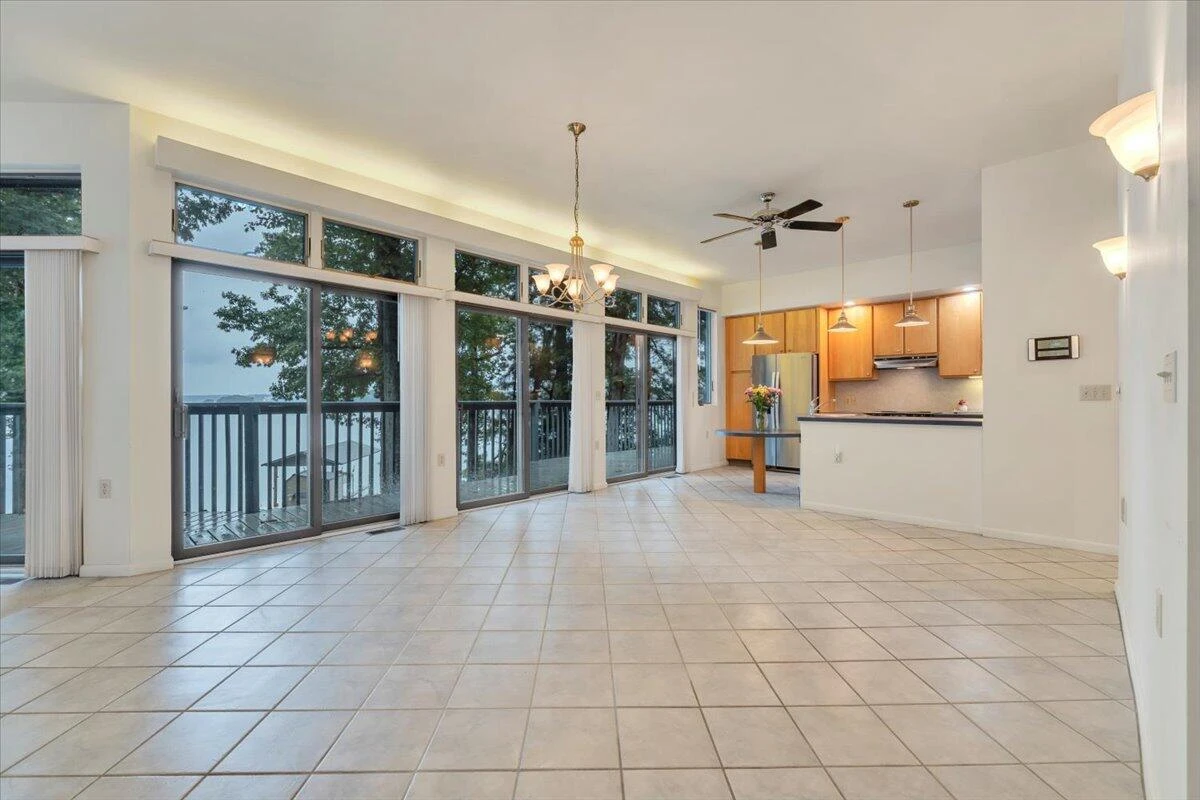 230 Lee DR - Photo 20