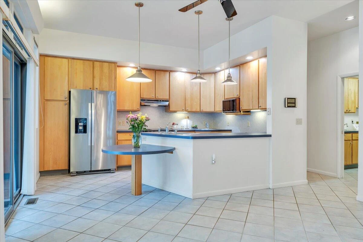 230 Lee DR - Photo 22