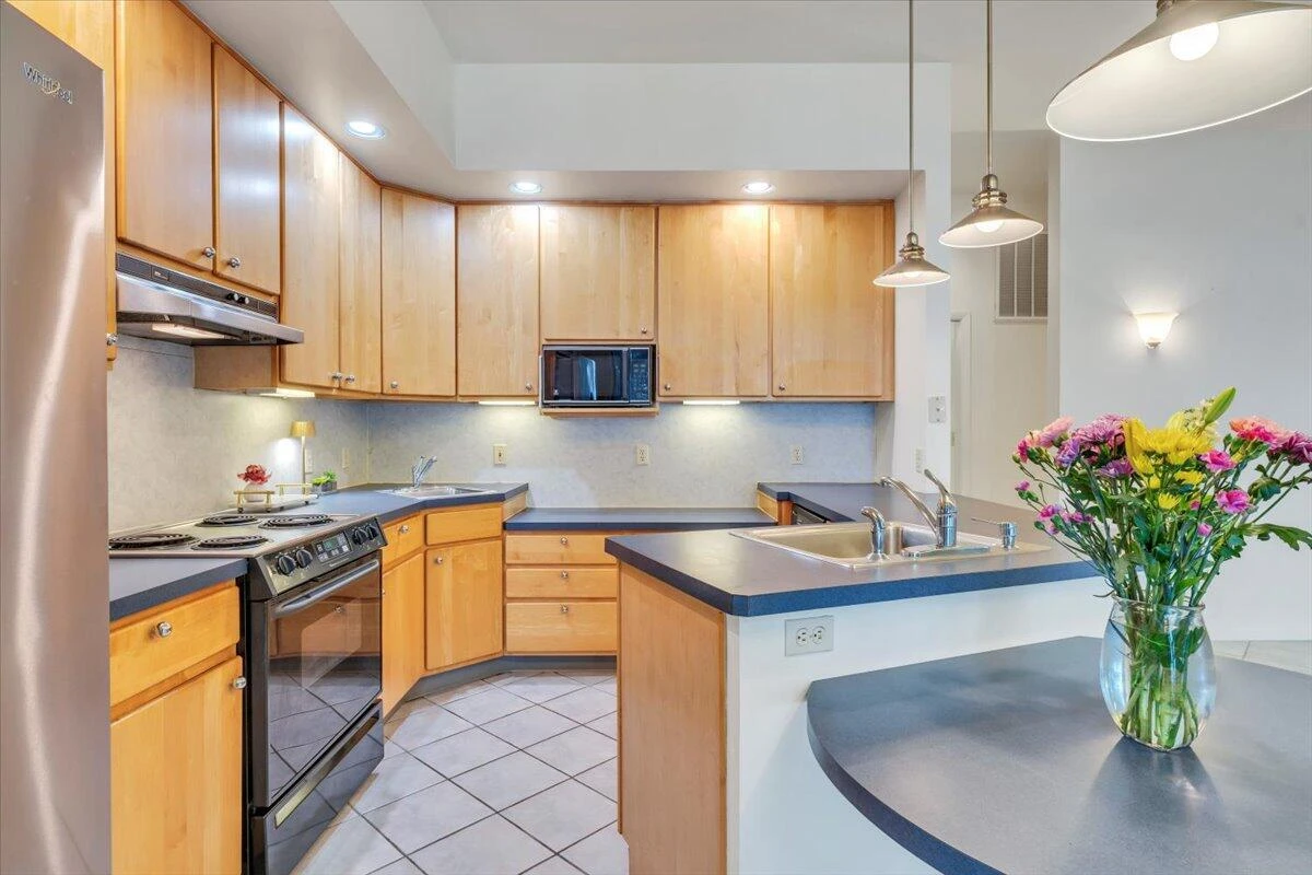 230 Lee DR - Photo 25