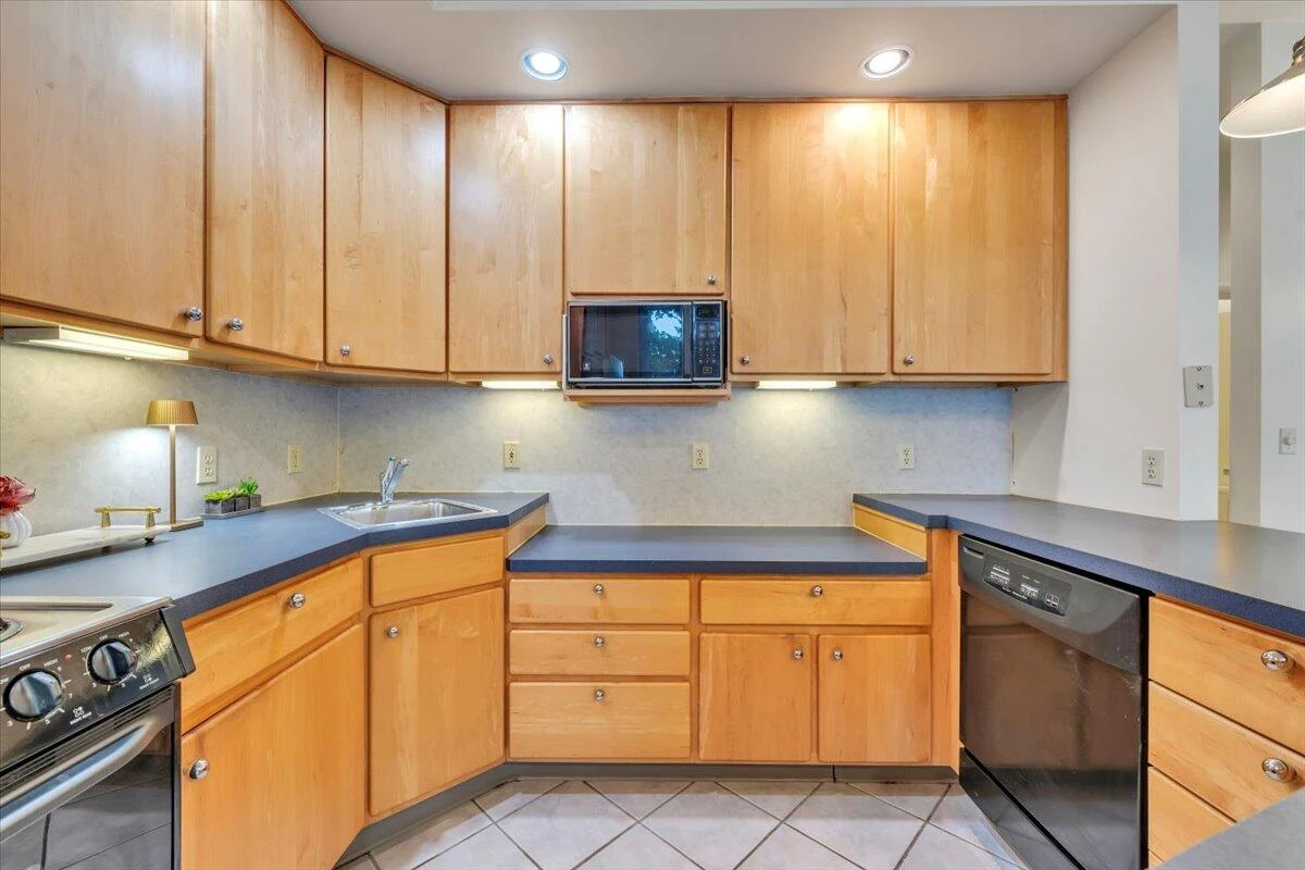 230 Lee DR - Photo 26