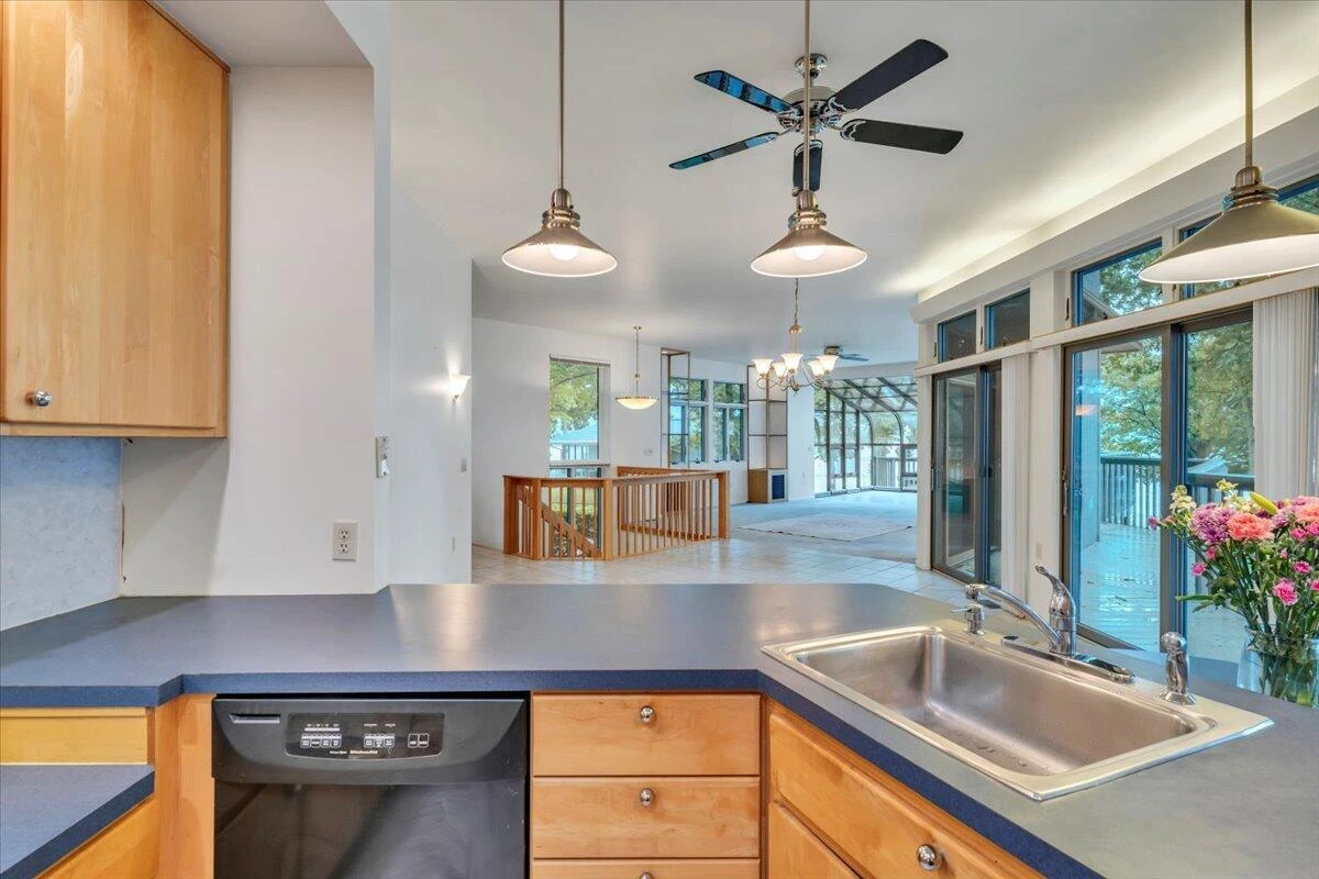 230 Lee DR - Photo 27