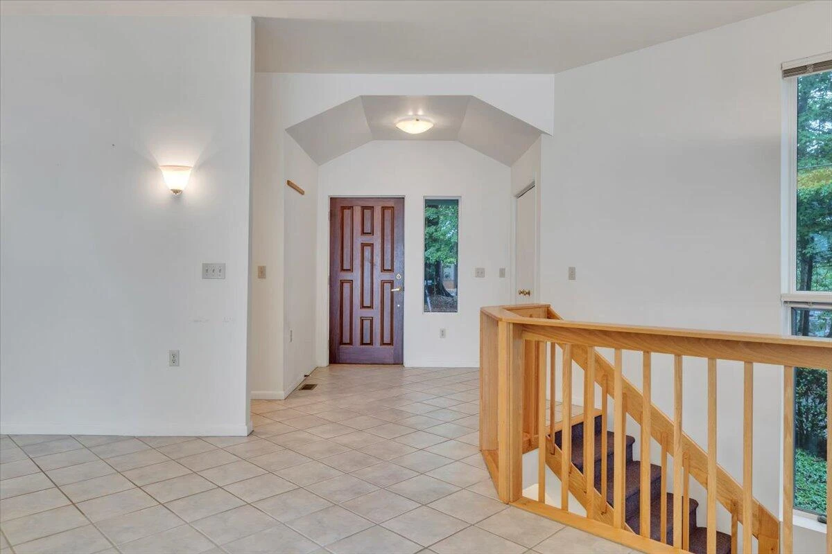 230 Lee DR - Photo 29