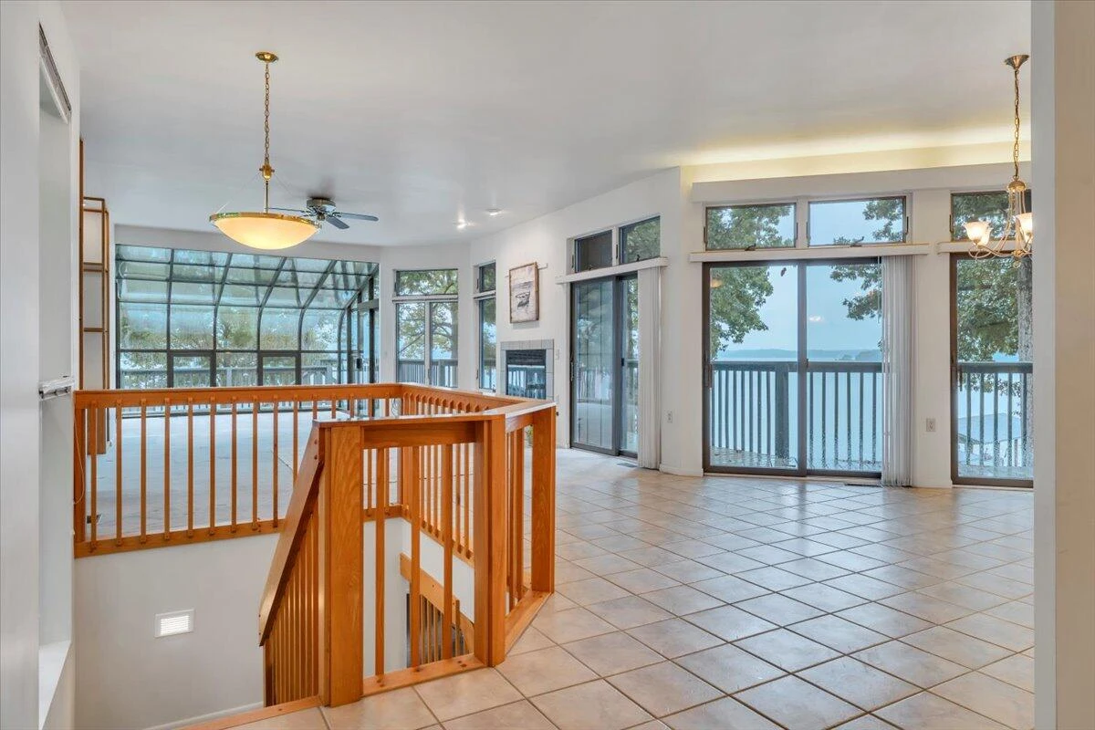 230 Lee DR - Photo 30