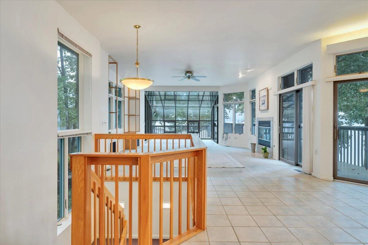 230 Lee DR - Photo 31