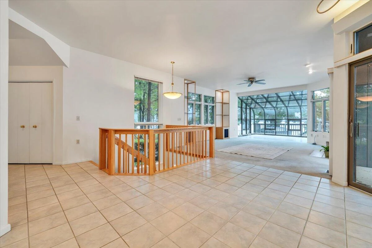 230 Lee DR - Photo 45