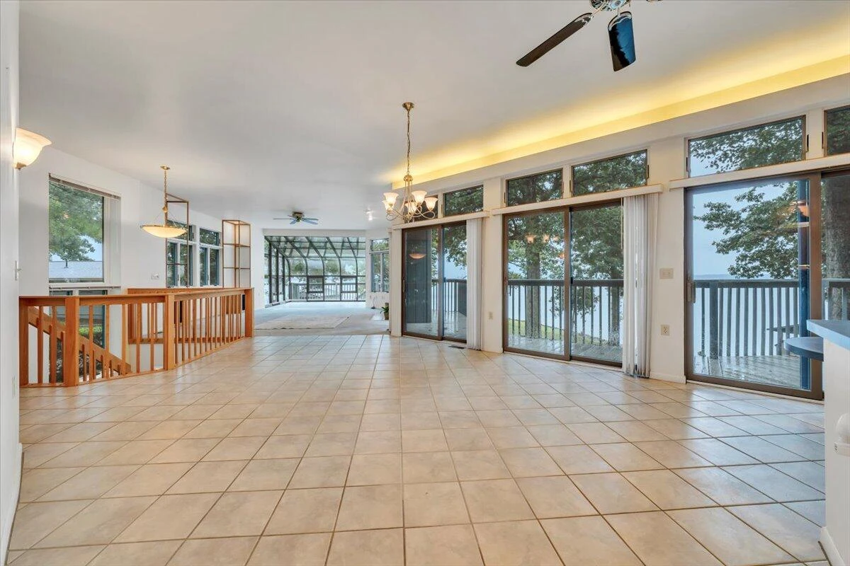 230 Lee DR - Photo 46