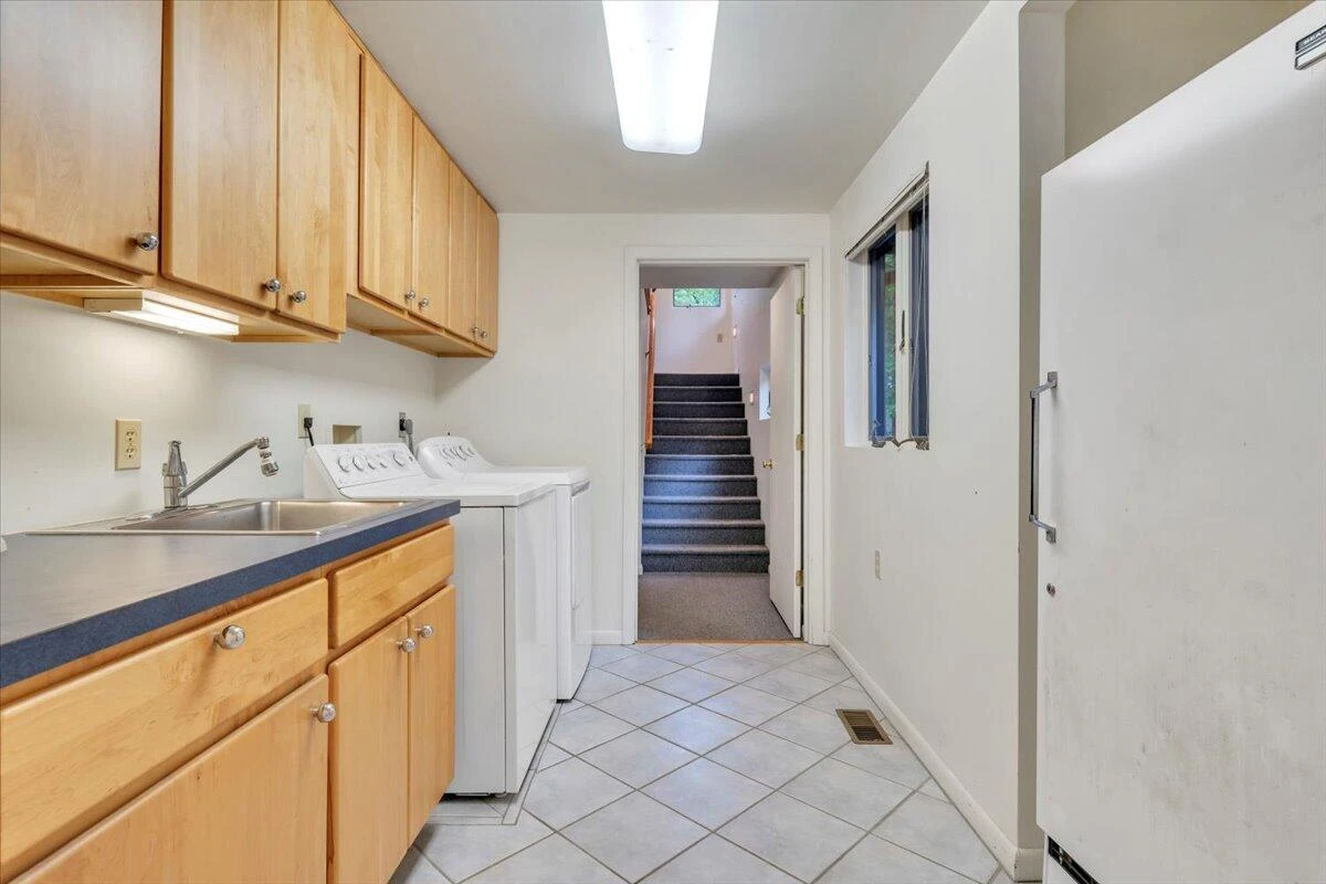 230 Lee DR - Photo 61