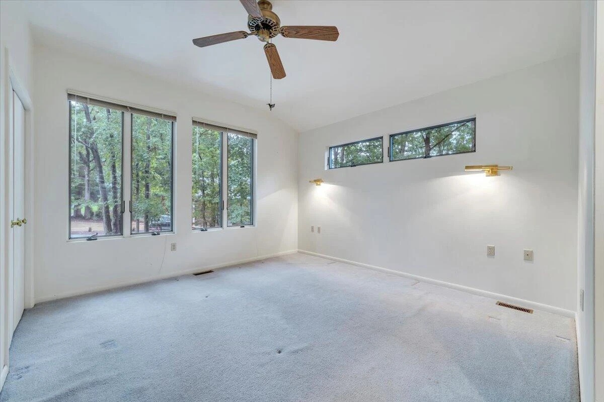 230 Lee DR - Photo 73