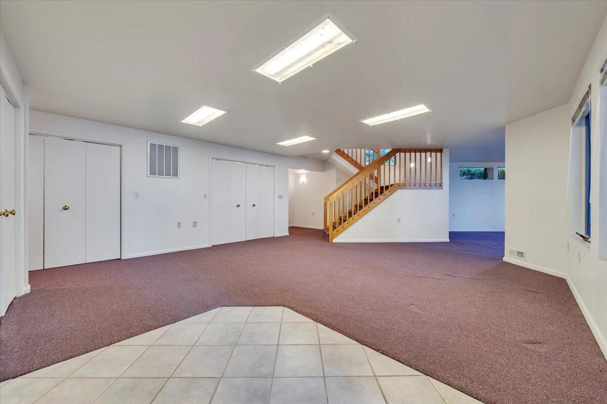 230 Lee DR - Photo 81