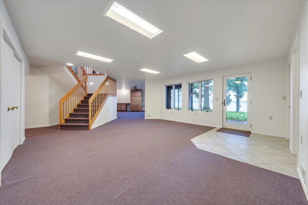 230 Lee DR - Photo 82
