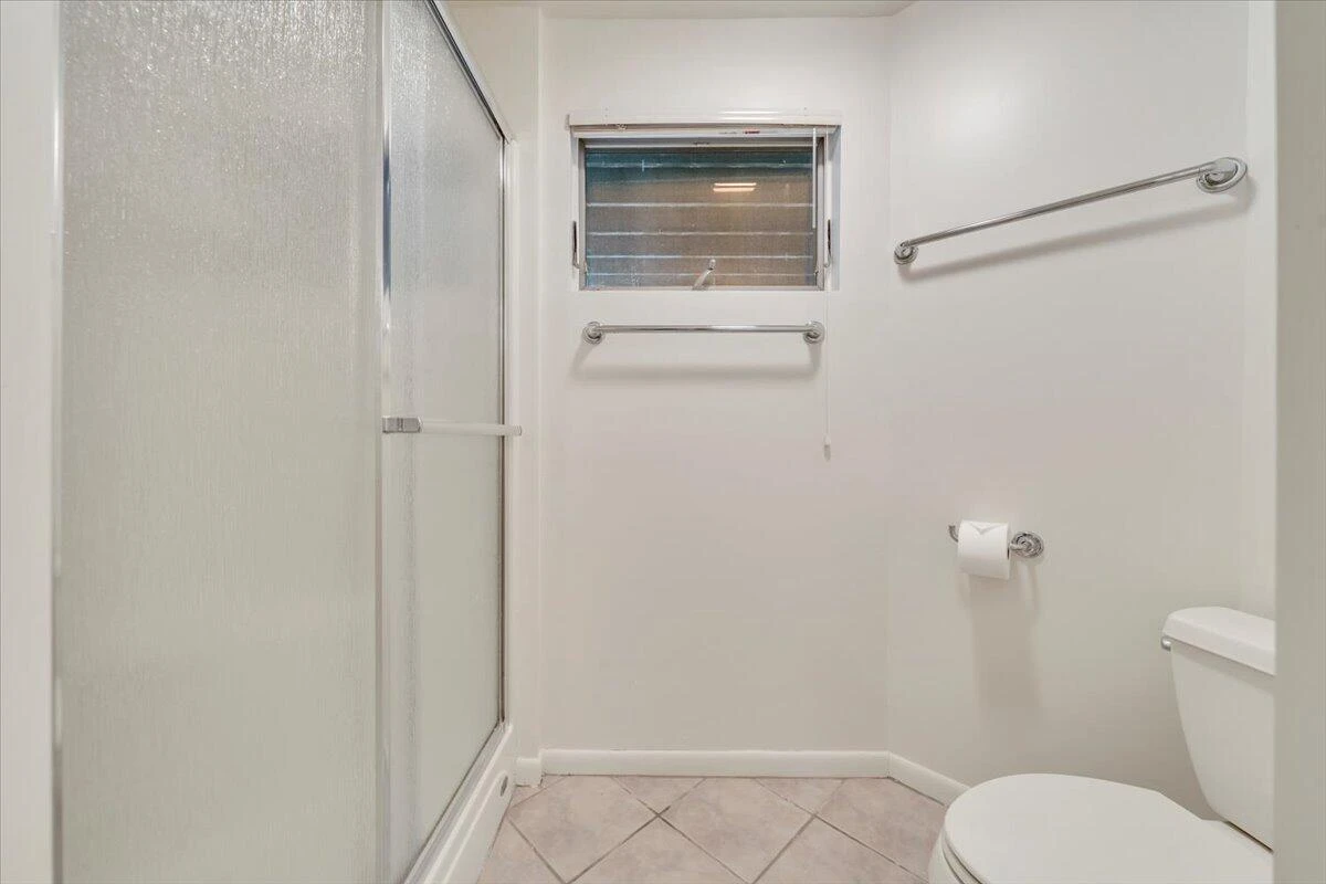 230 Lee DR - Photo 86