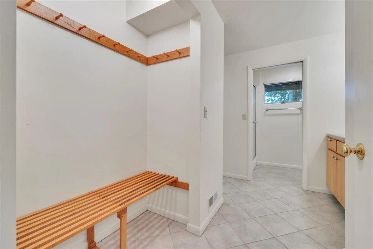 230 Lee DR - Photo 88