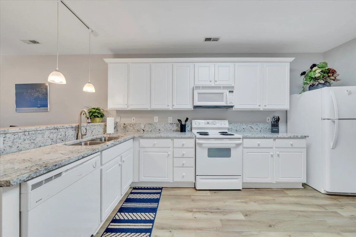 1055 Mariners WAY #21 - Photo 14