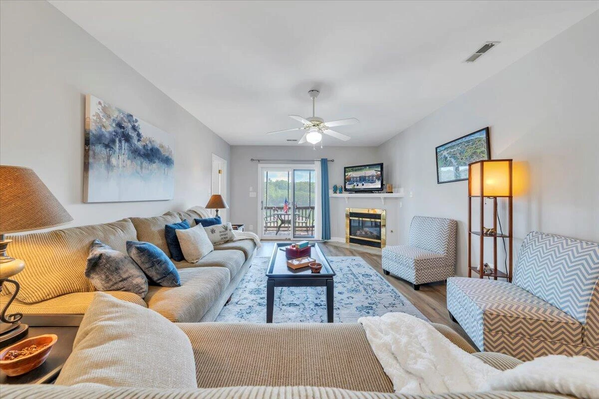 1055 Mariners WAY #21 - Photo 5