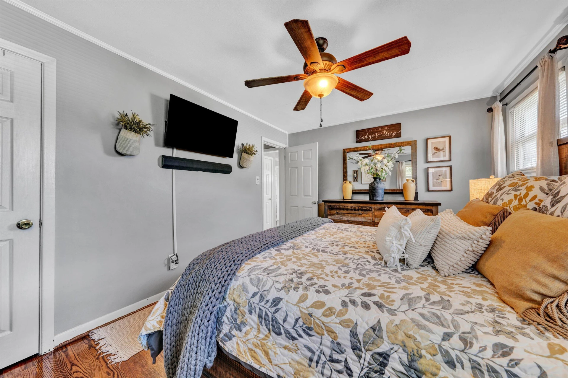 1313 Vivian AVE - Photo 14
