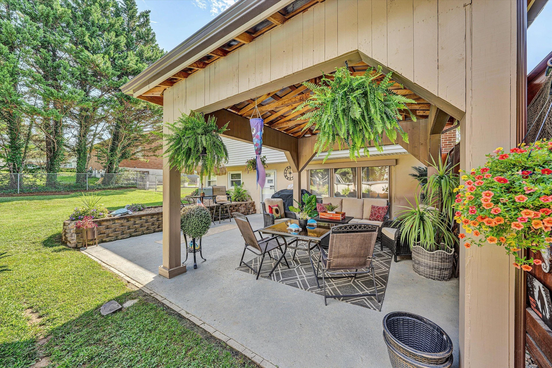 1313 Vivian AVE - Photo 36