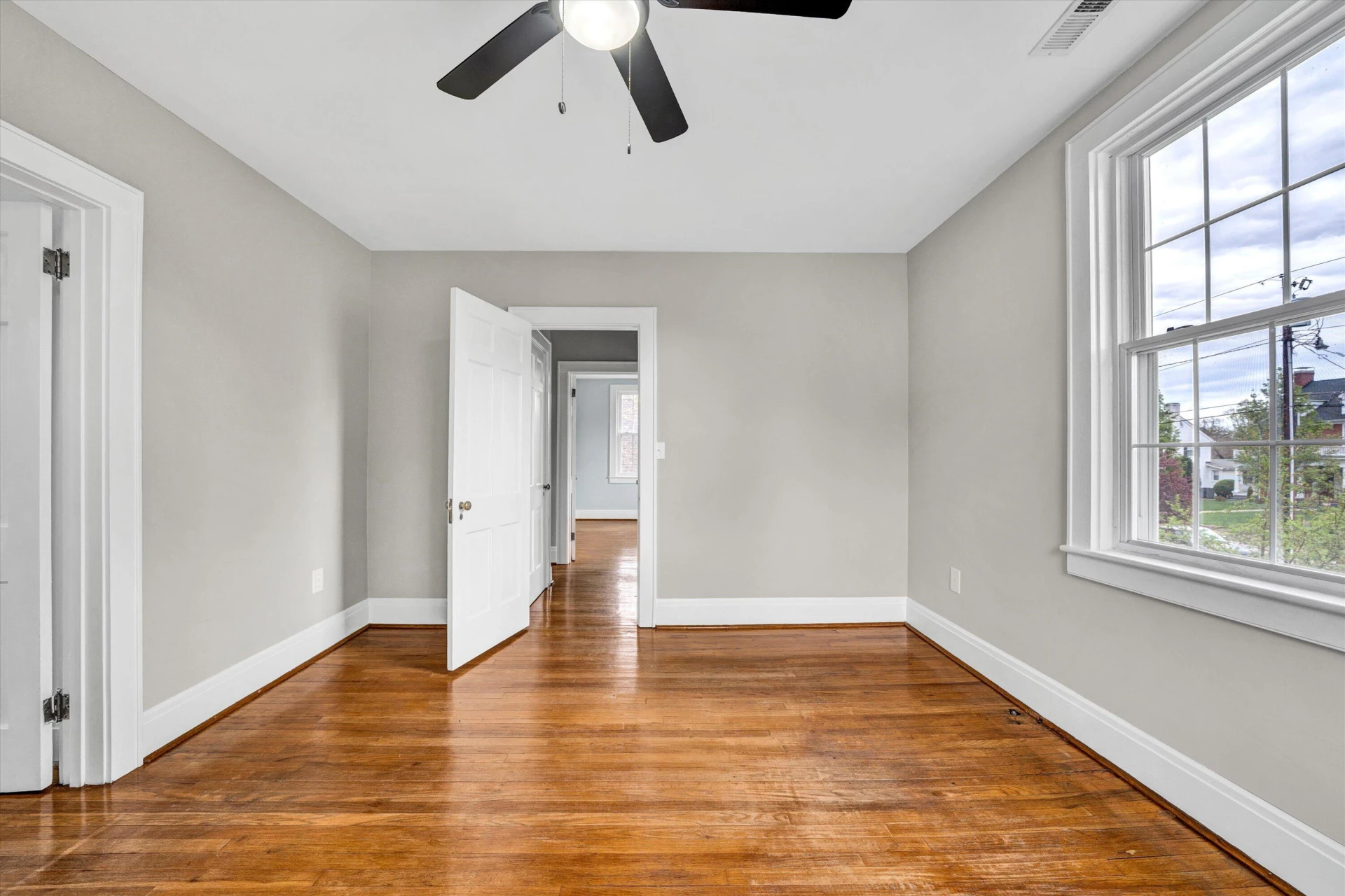 539 Westview AVE - Photo 32