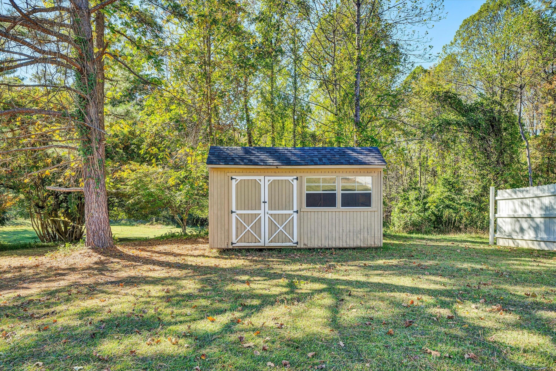 539 Westview AVE - Photo 42