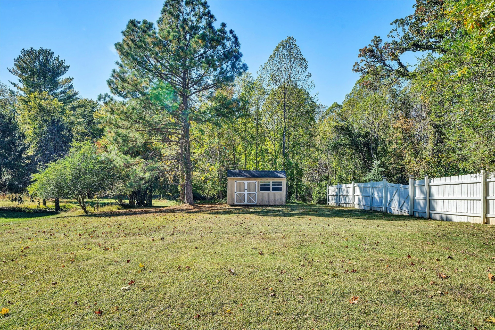 539 Westview AVE - Photo 43