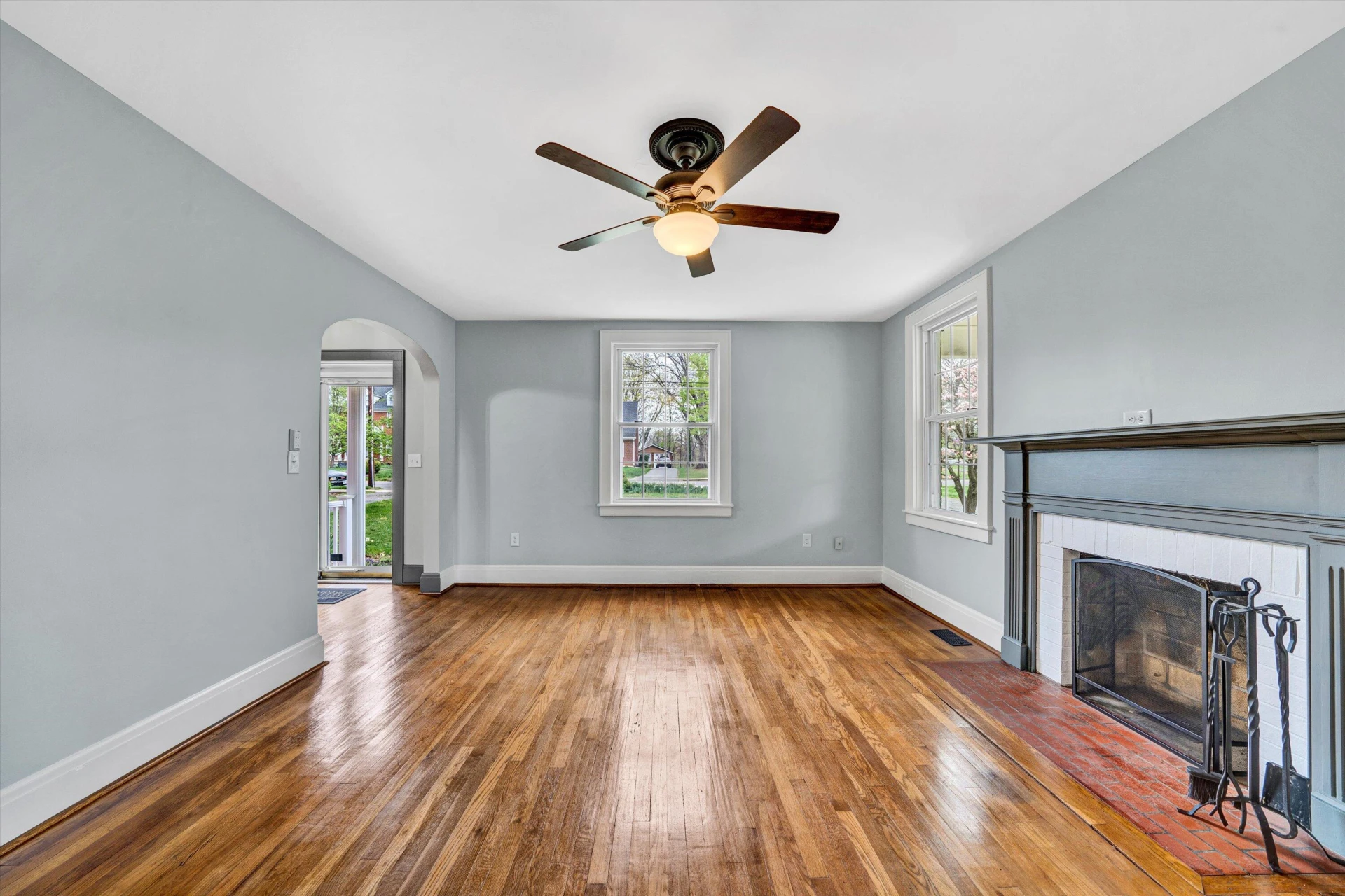 539 Westview AVE - Photo 10