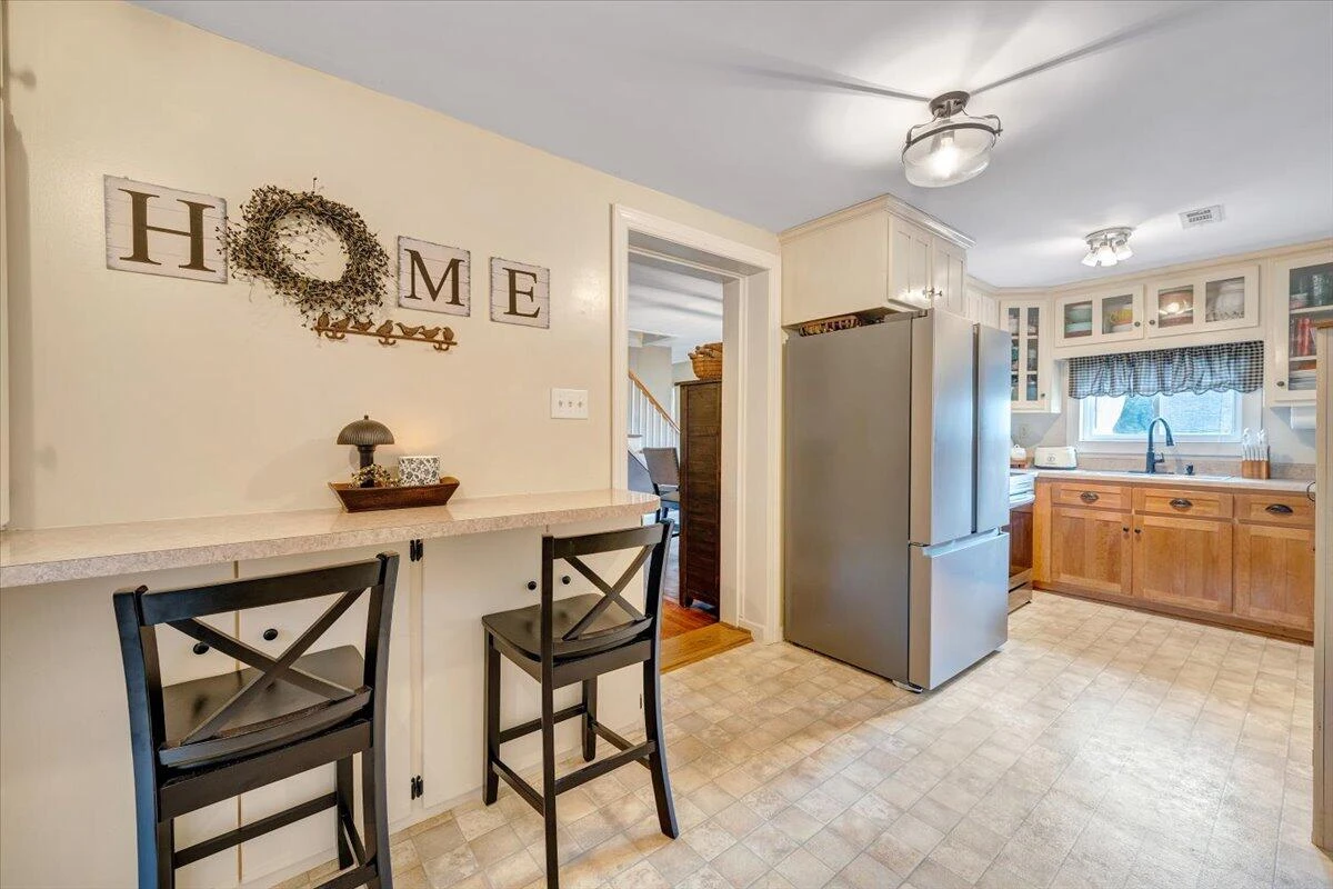 898 Mica RD - Photo 28