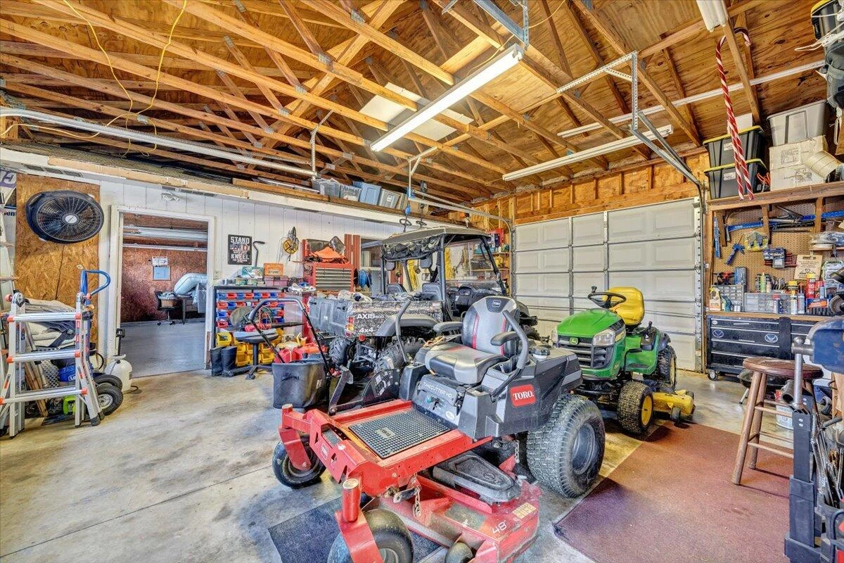 898 Mica RD - Photo 51