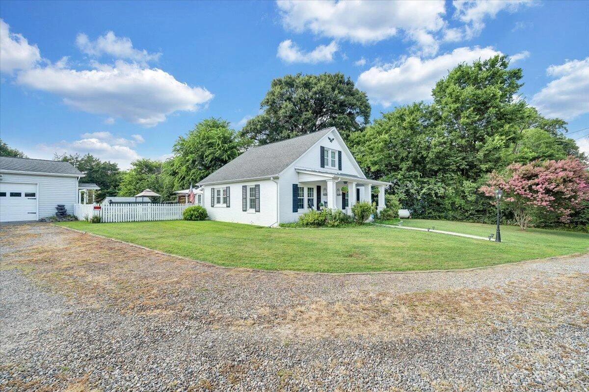 898 Mica RD - Photo 10