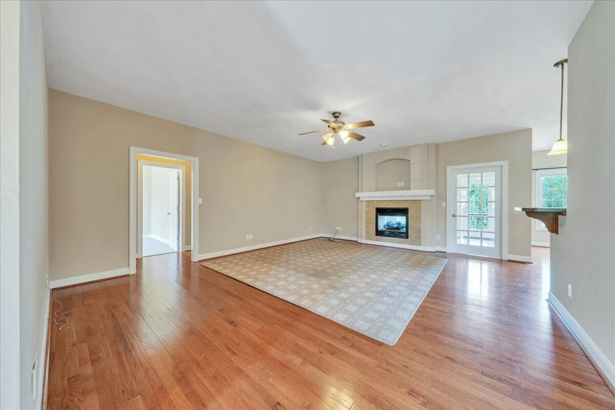 6009 Tolman CIR - Photo 15