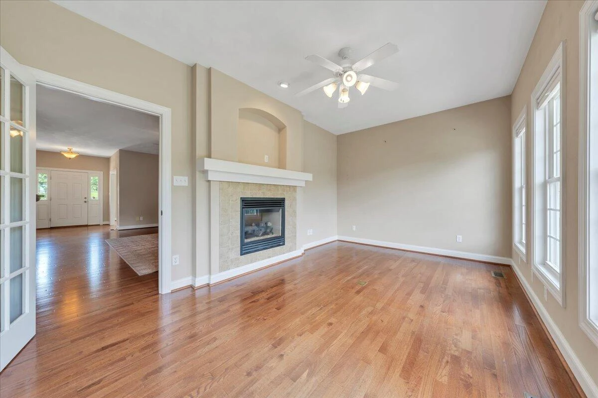 6009 Tolman CIR - Photo 18