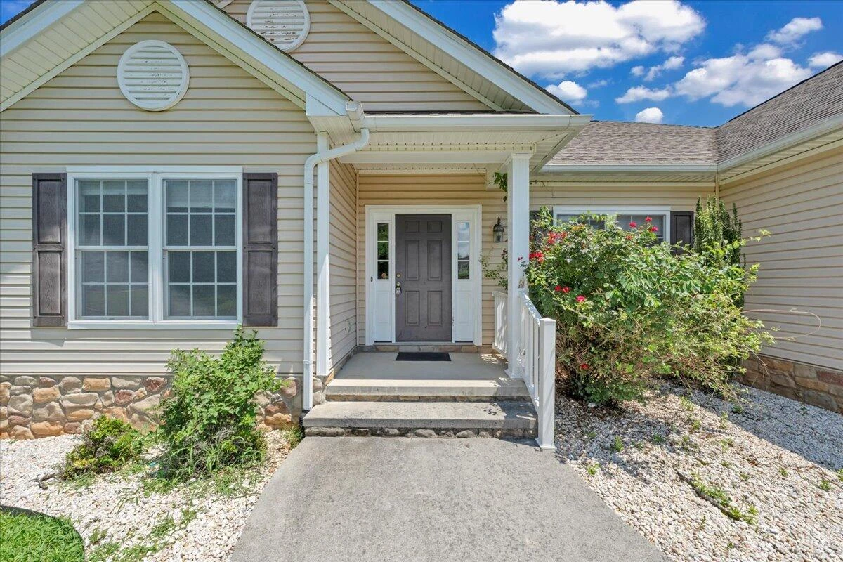 6009 Tolman CIR - Photo 6