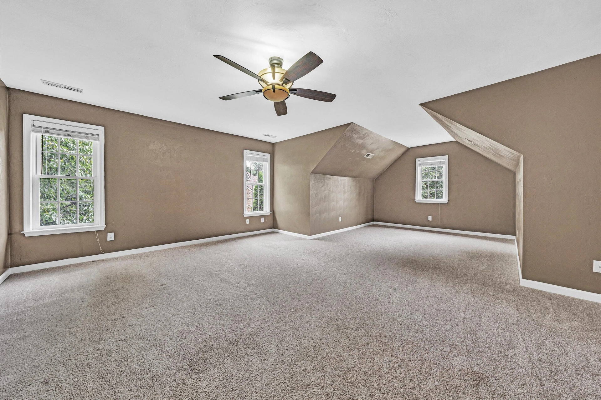 6378 Sandhurst DR - Photo 25