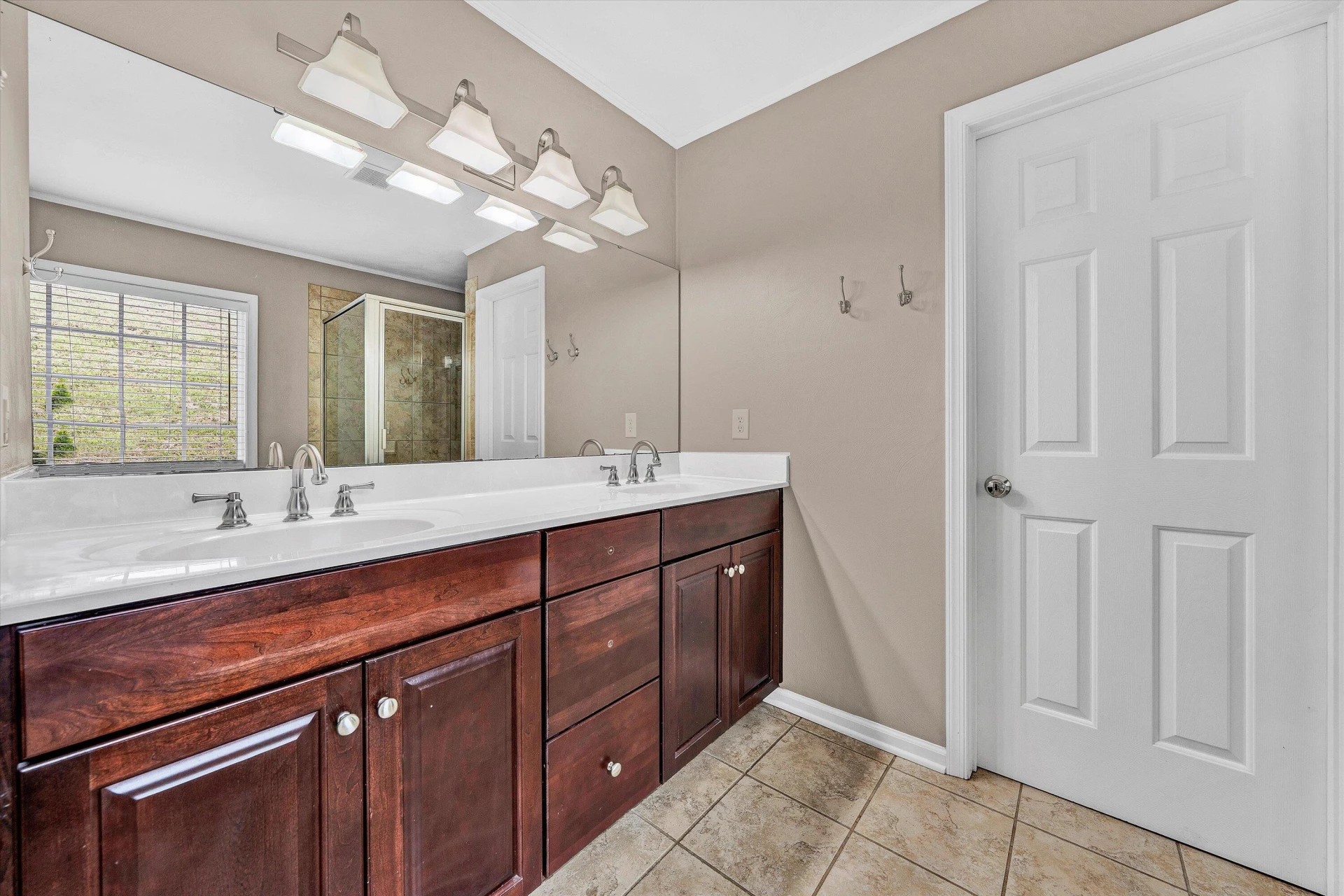 6378 Sandhurst DR - Photo 29