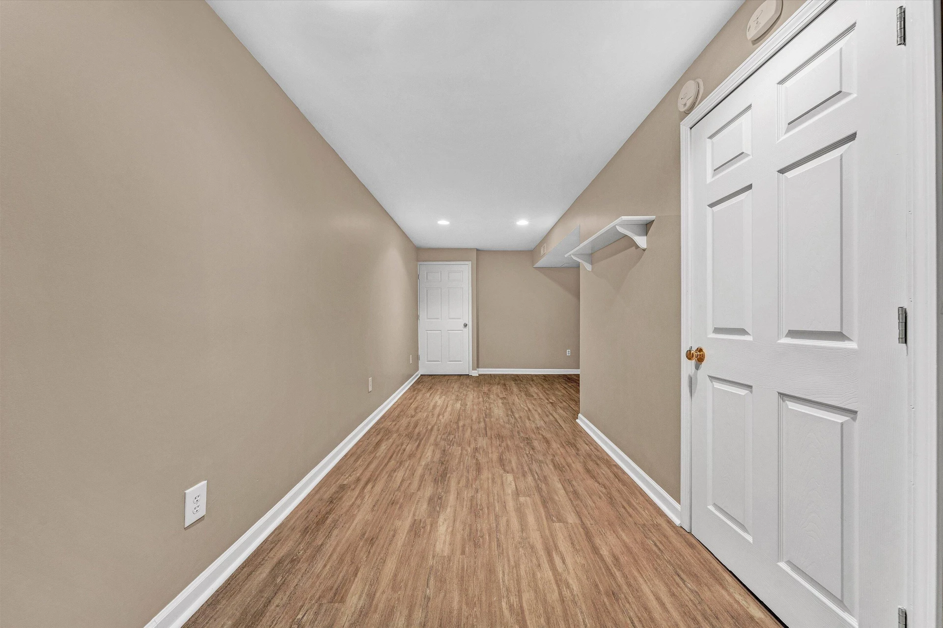 6378 Sandhurst DR - Photo 39