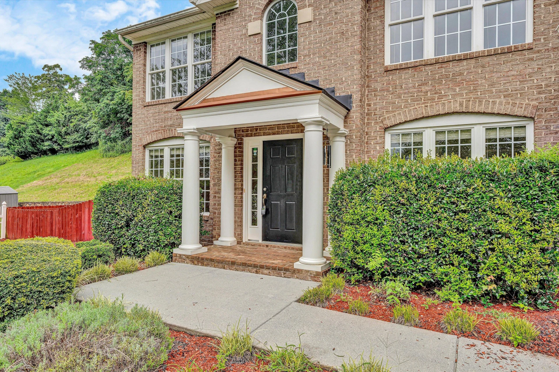 6378 Sandhurst DR - Photo 7