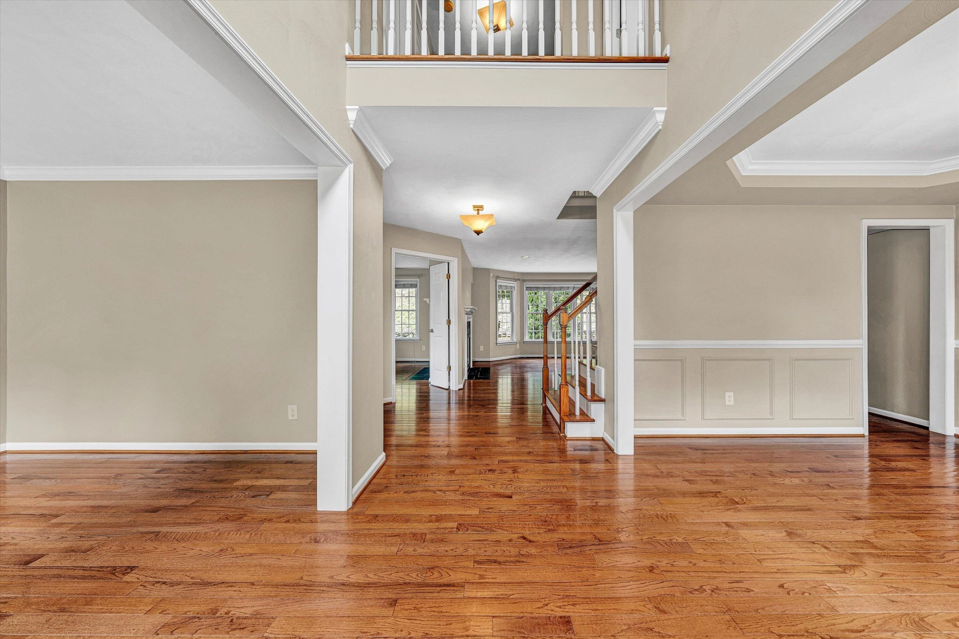 6378 Sandhurst DR - Photo 9