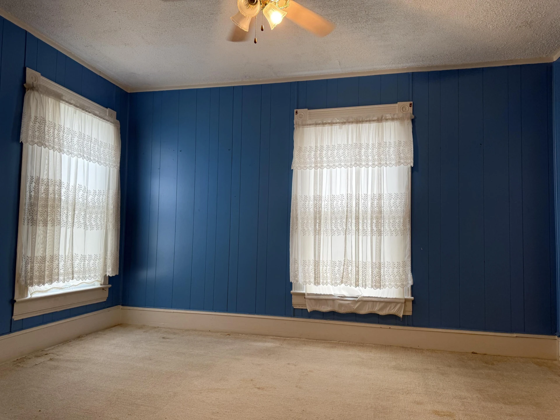 412 W Ridgeway ST - Photo 11