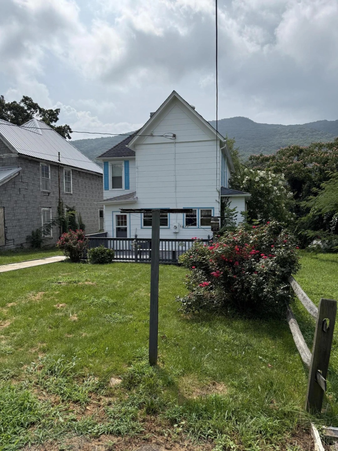 412 W Ridgeway ST - Photo 20