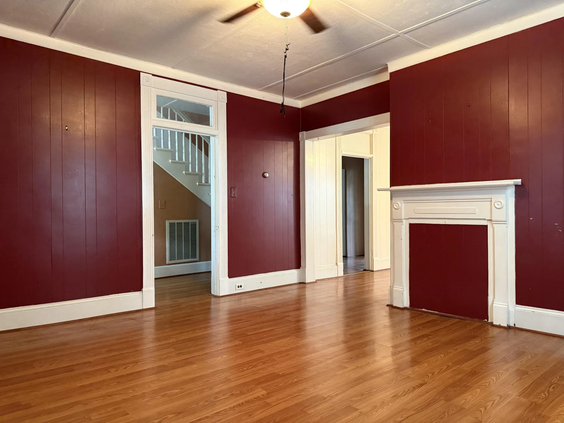 412 W Ridgeway ST - Photo 6