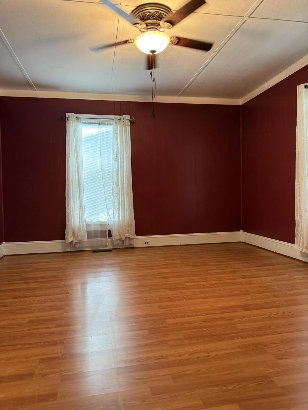 412 W Ridgeway ST - Photo 7