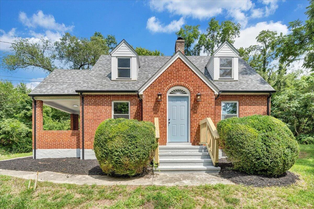 2013 Peters Creek RD NW