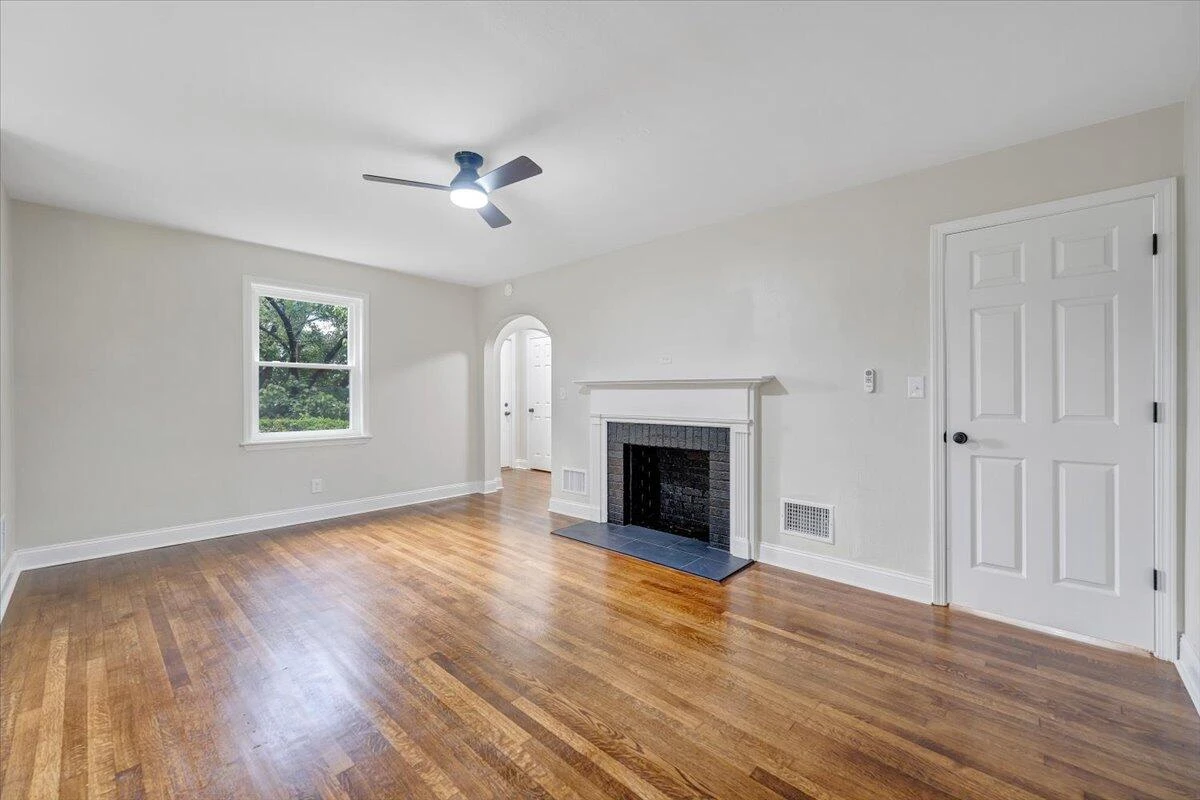 2013 Peters Creek RD NW - Photo 16